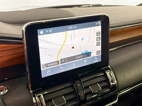 Used 2019 Lincoln Navigator L Reserve image 13