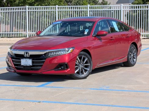 Certified 2022 Honda Accord EX-L image 2