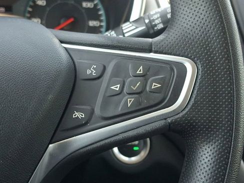 Used 2022 Chevrolet Equinox LS FWD image 21