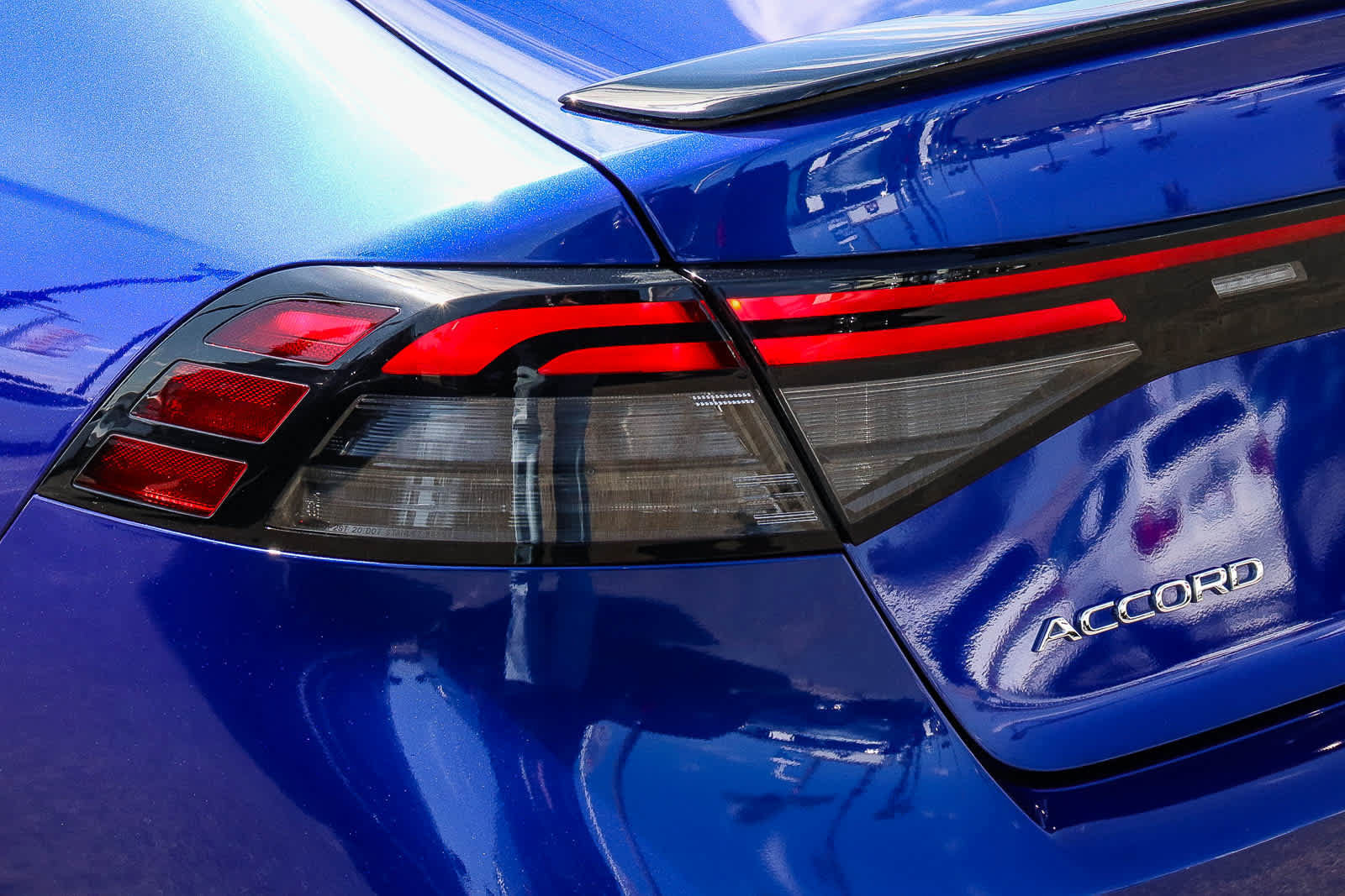 Used 2024 Honda Accord Sport image 11