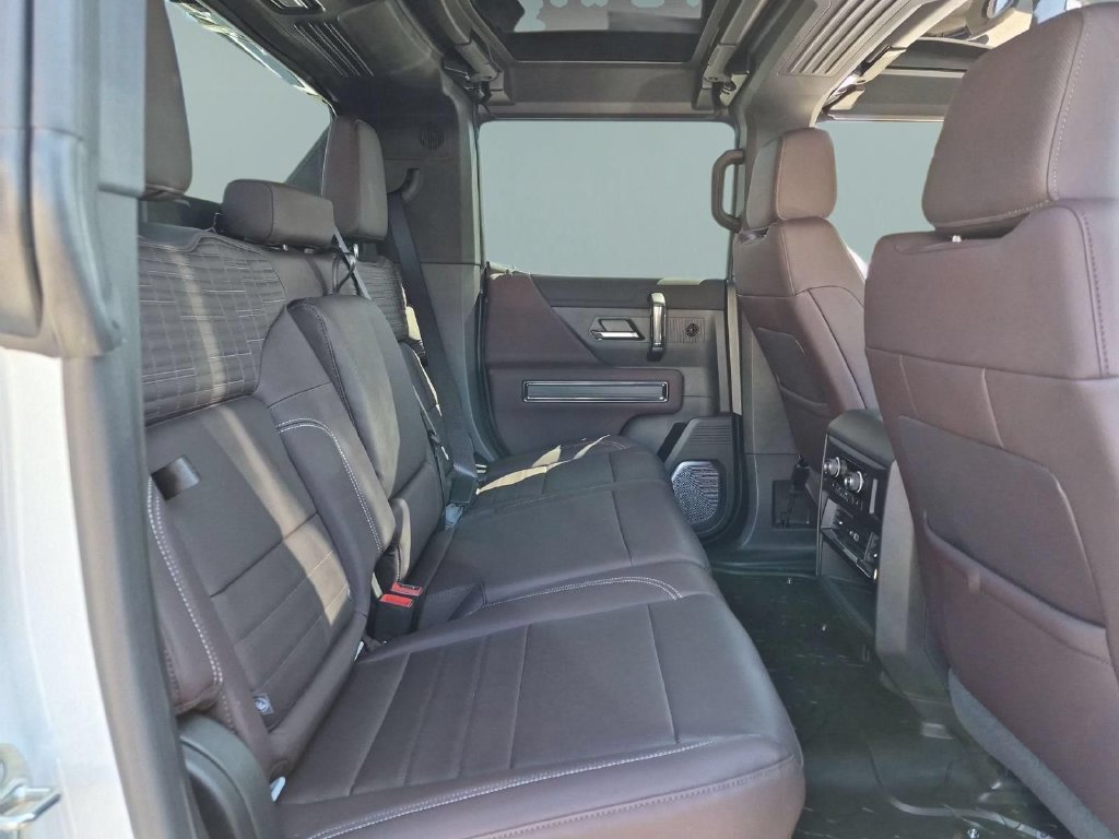 New 2026 GMC Hummer EV 4x4 Crew Cab image 25