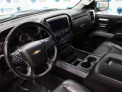 Used 2017 Chevrolet Silverado 1500 LTZ Z71 w/ LTZ Plus Package AWD/4WD image 7
