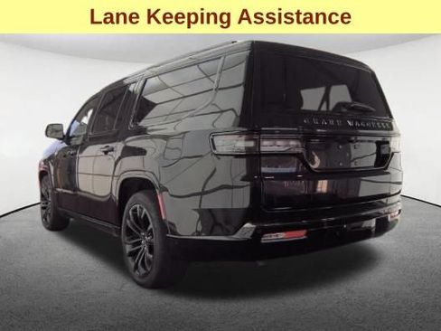 Used 2024 Jeep Grand Wagoneer L Series III w/ Rear Seat Video Group 1 AWD/4WD image 8