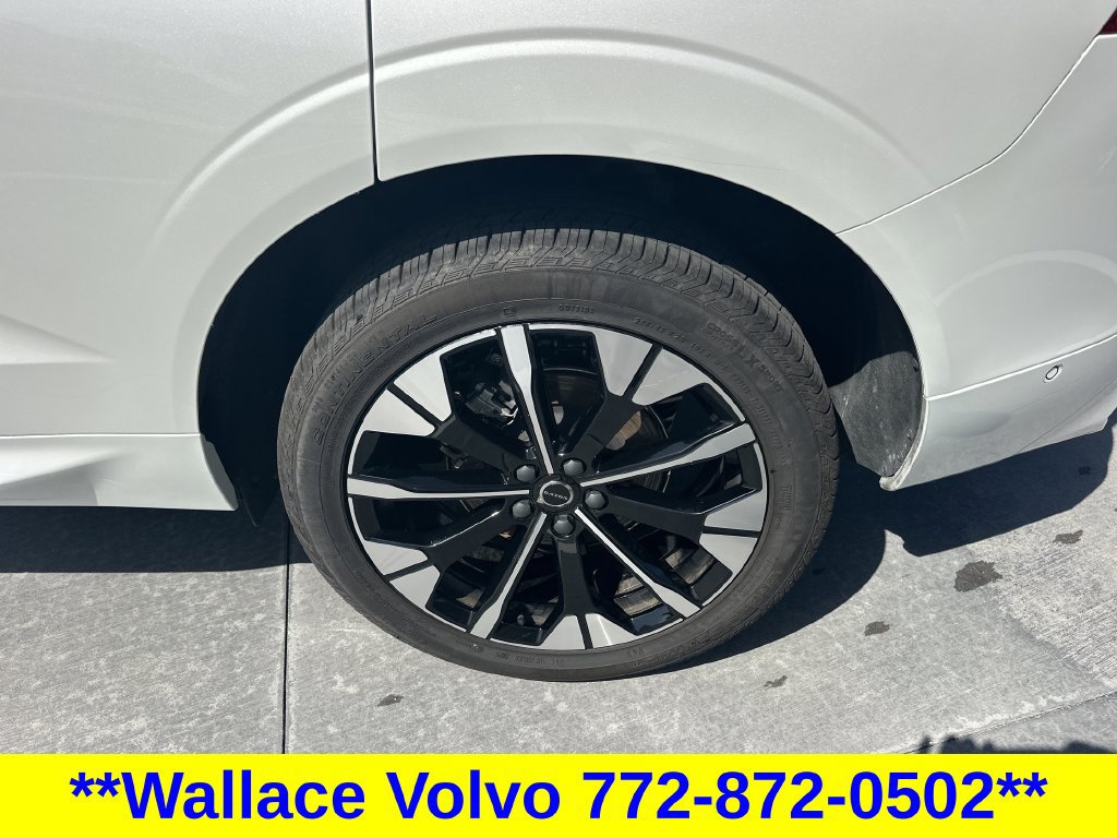 Certified 2026 Volvo XC60 B5 Plus AWD/4WD image 10