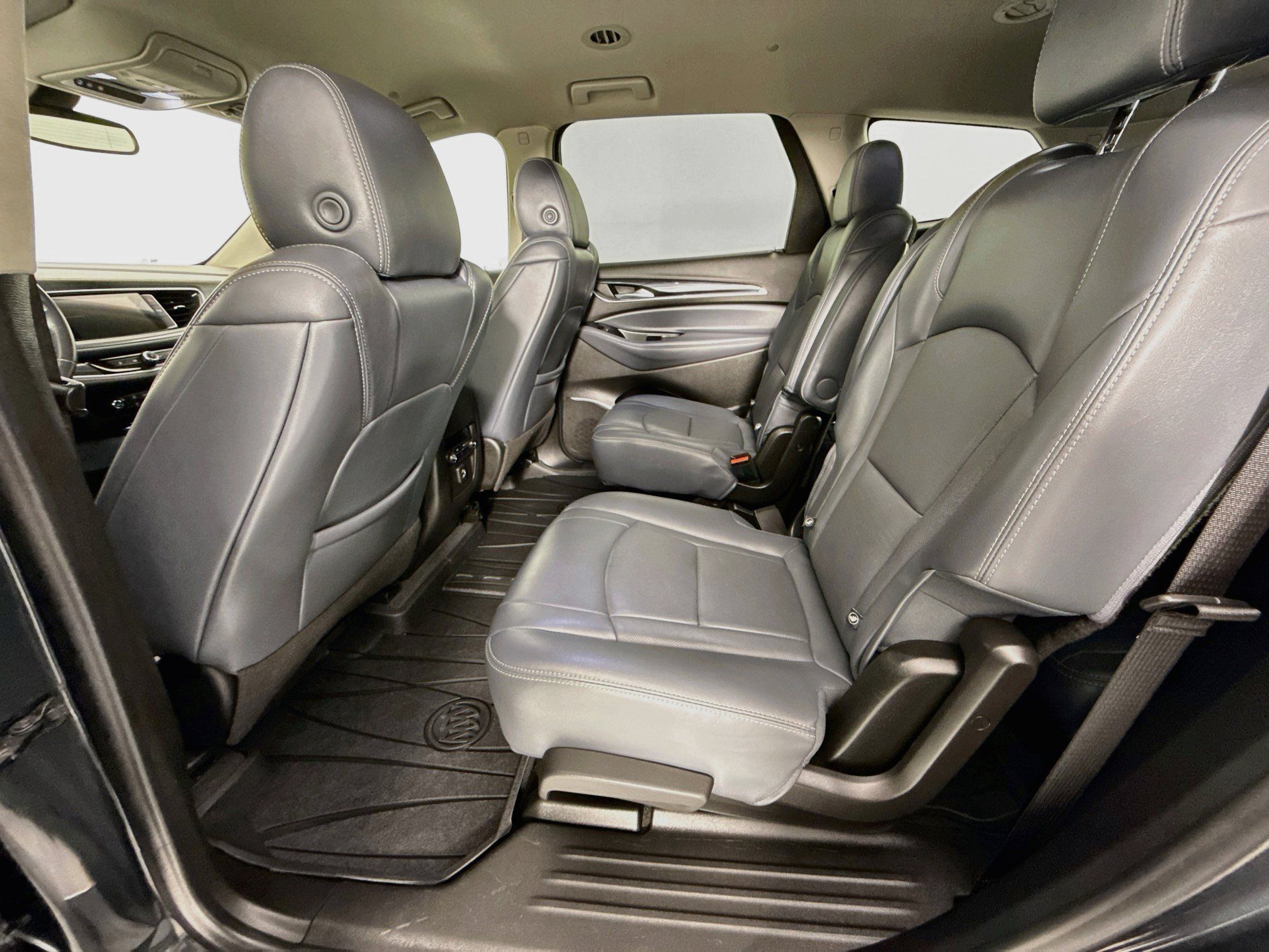 Used 2021 Buick Enclave Essence AWD/4WD image 22