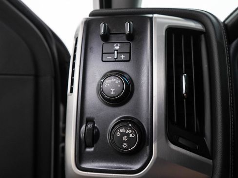 Used 2018 GMC Sierra 1500 SLE AWD/4WD image 24