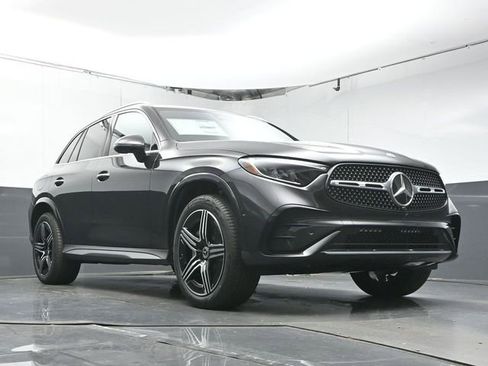 Used 2026 Mercedes-Benz GLC 300 image 37