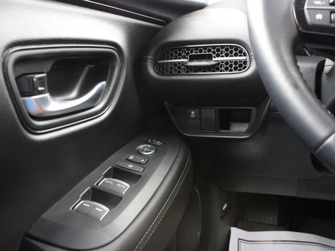 Used 2025 Honda HR-V EX-L image 23