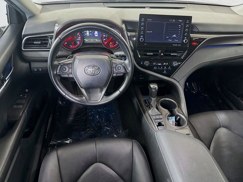 Used 2022 Toyota Camry XSE image 17