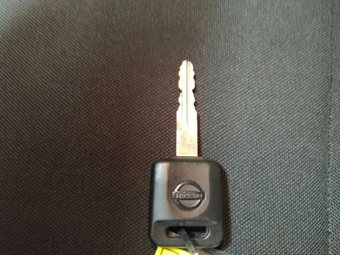 Used 2025 Nissan Versa S w/ Trunk Package image 32