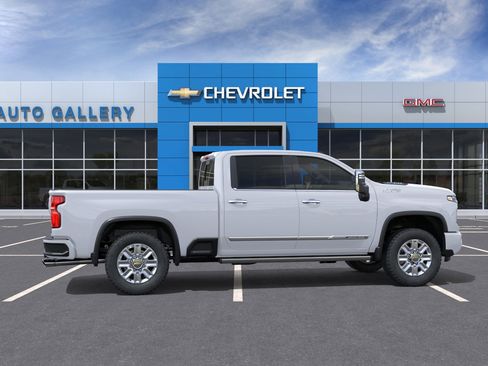 New 2026 Chevrolet Silverado 2500 High Country w/ High Country Premium Package AWD/4WD image 6