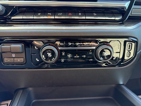 Used 2025 Chevrolet Silverado 2500 LT w/ Trail Boss Package image 19