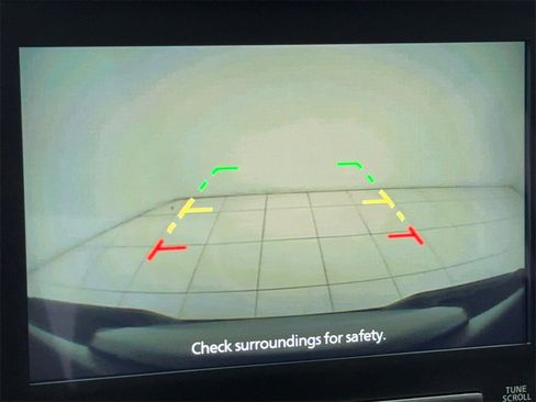 Used 2023 Nissan Frontier SV w/ SV Convenience Package image 26