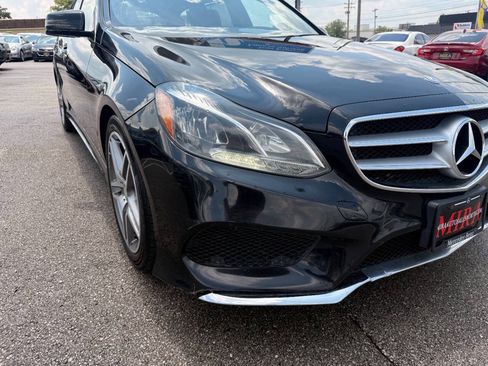 Used 2014 Mercedes-Benz E 350 4MATIC Wagon w/ Premium 1 Package image 12