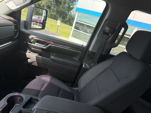 Used 2025 Chevrolet Silverado 2500 LT w/ Trail Boss Package AWD/4WD image 23