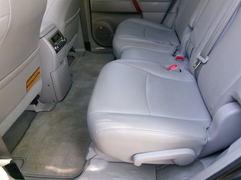 Used 2010 Toyota Highlander Limited image 47