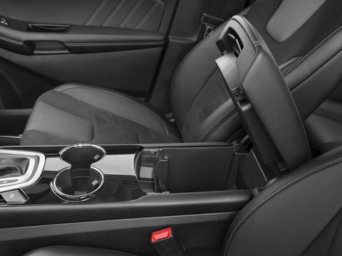 Used 2016 Ford Edge Sport w/ Equipment Group 401A AWD/4WD image 18