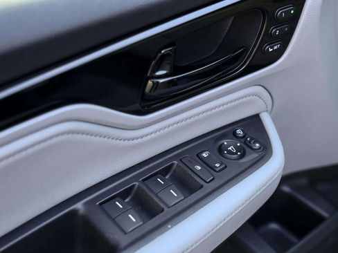 Used 2019 Honda Odyssey Elite image 15