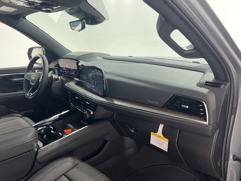 New 2026 Chevrolet Tahoe High Country image 28