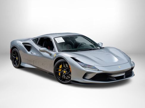 Used 2021 Ferrari F8 Tributo RWD image 1