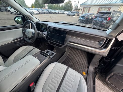 Used 2023 Rivian R1S Adventure Quad AWD/4WD image 9