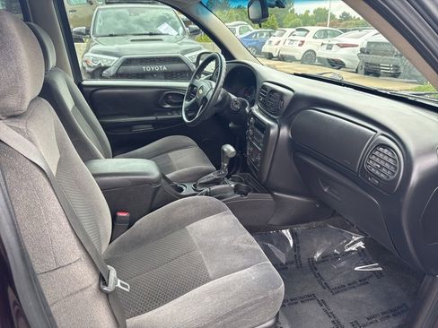Used 2009 Chevrolet TrailBlazer LT RWD image 13