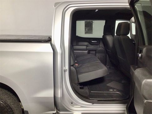 Used 2020 Chevrolet Silverado 1500 LT image 29