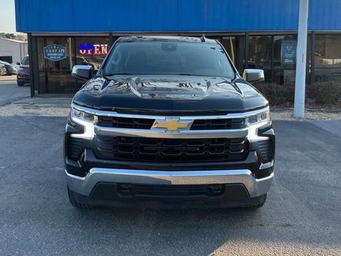 Used 2022 Chevrolet Silverado 1500 LT image 3