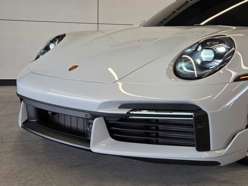 Certified 2025 Porsche 911 Turbo S AWD/4WD image 26