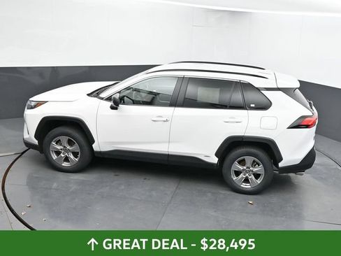 Used 2024 Toyota RAV4 LE AWD/4WD image 40