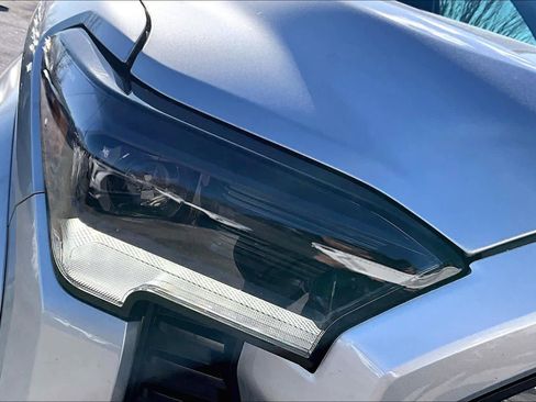 Used 2024 Toyota Tacoma Limited w/ Limited Package (LT) image 27