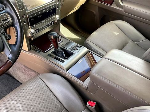 Used 2019 Lexus GX 460 Premium image 16