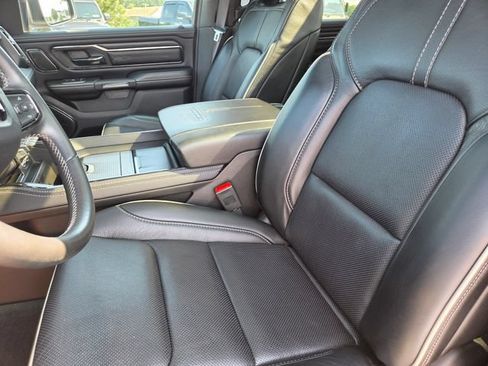 Used 2023 RAM 1500 Limited AWD/4WD image 3