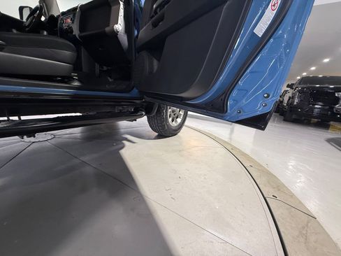 Used 2013 Toyota FJ Cruiser 4WD w/ Convenience Pkg image 34