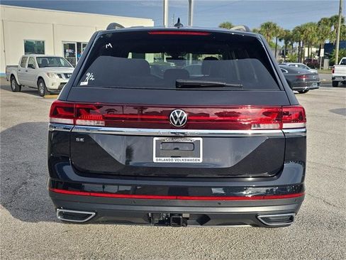 New 2026 Volkswagen Atlas SE image 4