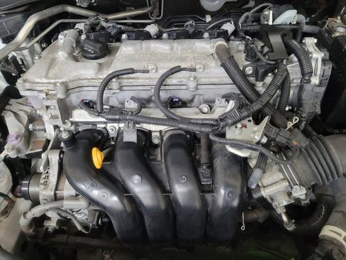 Used 2021 Toyota Corolla LE FWD image 30