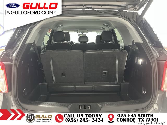 Used 2024 Ford Explorer XLT w/ Equipment Group 202A AWD/4WD image 10
