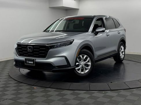 Used 2026 Honda CR-V LX image 3