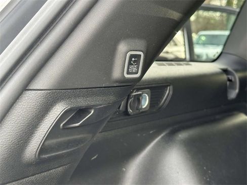 Certified 2023 Jeep Grand Cherokee Altitude image 28