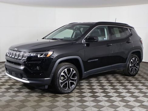 Used 2022 Jeep Compass Limited AWD/4WD image 8