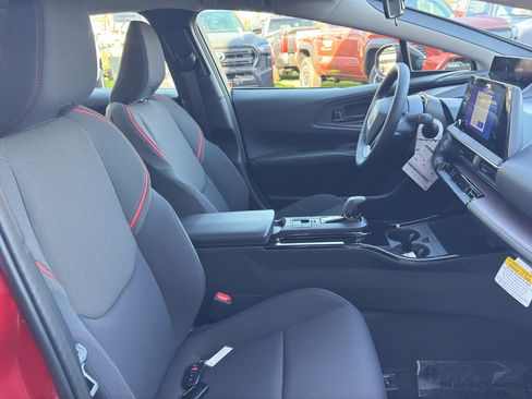 New 2026 Toyota Prius Plug-In Hybrid image 18