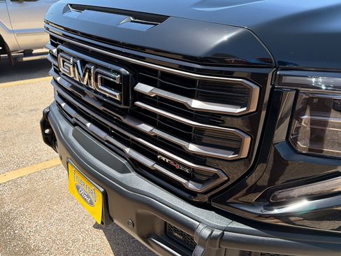 Used 2026 GMC Sierra 1500 AT4X AWD/4WD image 4