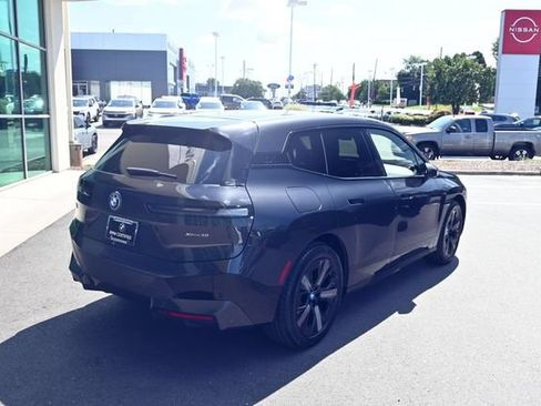 Used 2024 BMW iX xDrive50 w/ Sport Package AWD/4WD image 11