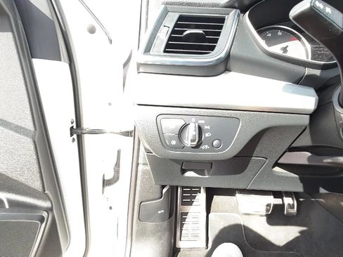 Used 2019 Audi SQ5 Premium w/ Convenience Package AWD/4WD image 75