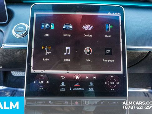 Used 2023 Mercedes-Benz S 500 4MATIC w/ AMG Line image 35