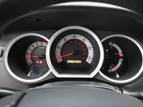 Used 2012 Toyota Tacoma 2WD Access Cab image 21