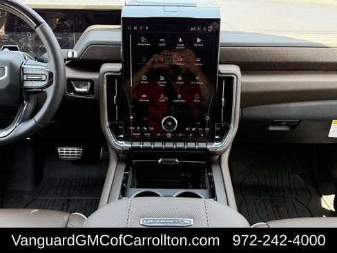 New 2026 GMC Yukon XL Denali Ultimate AWD/4WD image 13