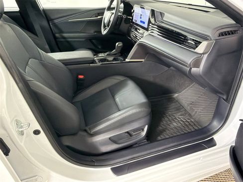 Used 2025 Toyota Camry XSE image 14