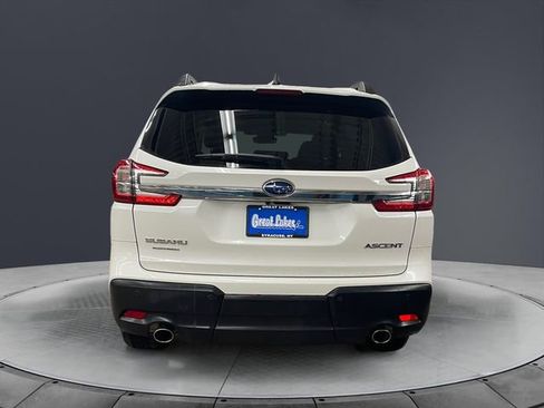 Used 2023 Subaru Ascent Premium w/ Convenience Package image 4