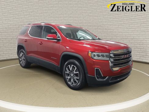 Used 2023 GMC Acadia SLE w/ Driver Convenience Package AWD/4WD image 3